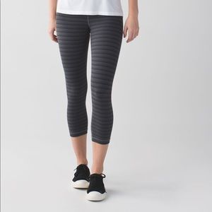Lululemon Gray Striped Wunder Under Crop Leggings